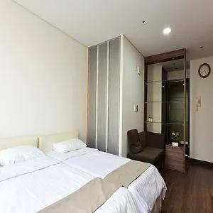 Apartment Casaville Residence Shinchon