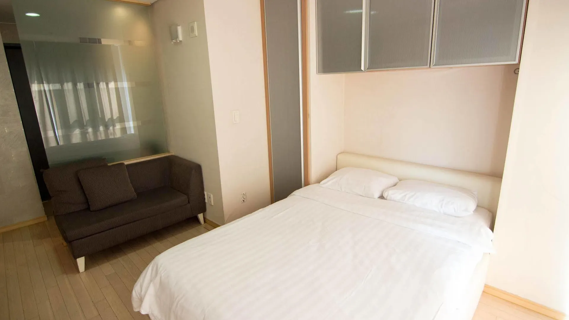 Casaville Residence Shinchon Apartment Seoul