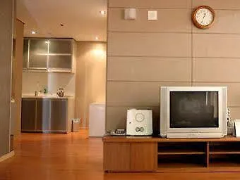 Casaville Residence Shinchon 0*, Seoul
